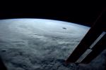 일본 걱정된다…우주정거장에서 찍은 슈퍼 태풍 ‘봉퐁’
